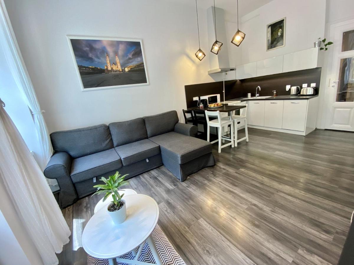 Art Apartment Szeged Exterior foto